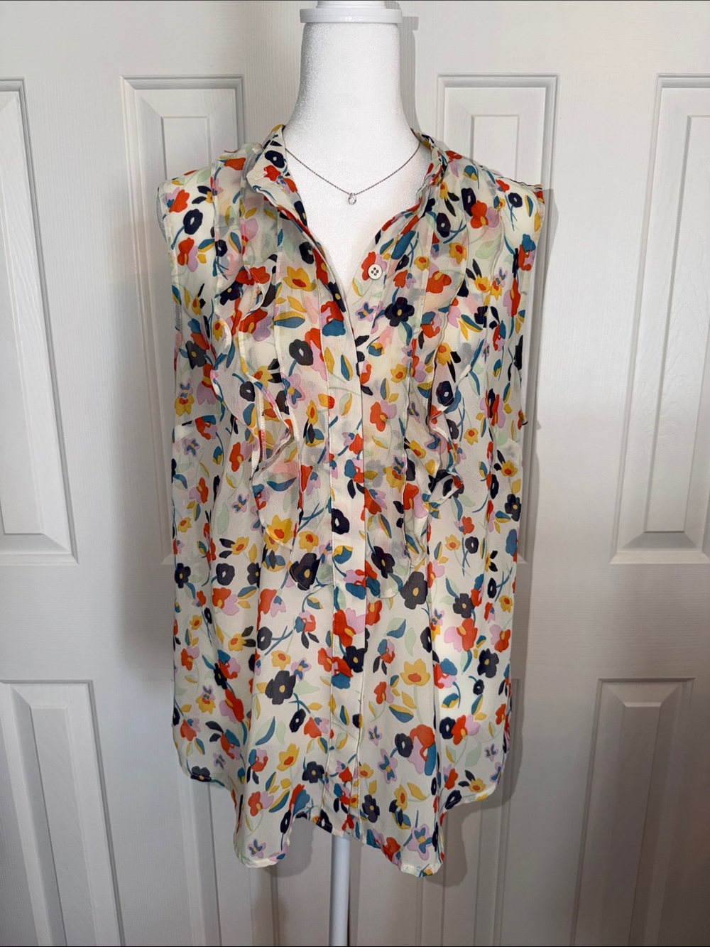 CAbi Floral Sleeveless Ruffle V-Neck Blouse - Cream Multi